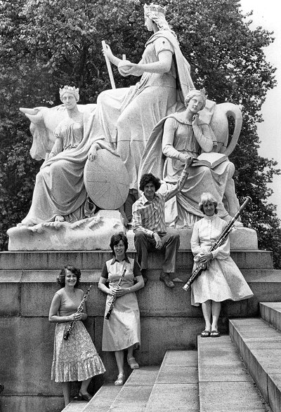 The Sheba Sound at the Albert Memorial, London.
(L to R) Catherine Smith, Deirdre Lind, Alastair Ross, Deirdre Dundas-Grant
